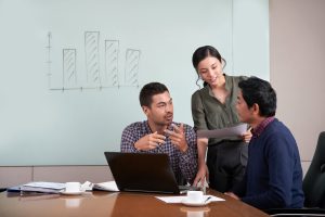 4 Ways To Create A Winning Sales Team